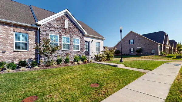 Property Slideshow image 3 of 47 | 1518 cedarbrooke ln, Lebanon, TN, 37090