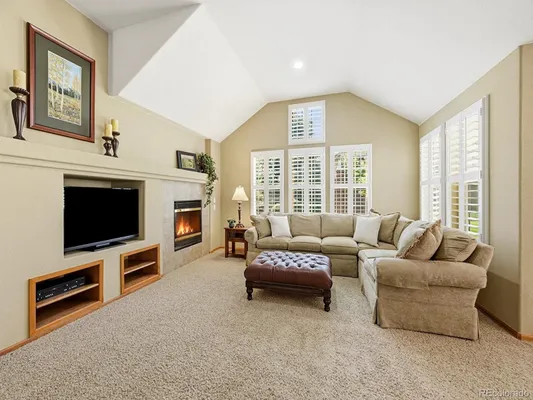 Property Slideshow image 3 of 46 | 22462 e alder dr, Aurora, CO, 80016