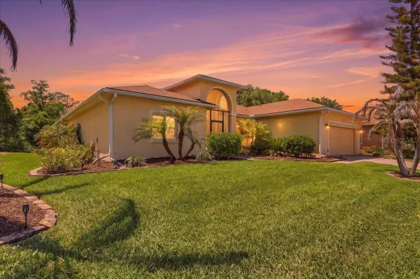 Property Slideshow image 3 of 62 | 4179 aberdeen ln, Lake Wales, FL, 33859