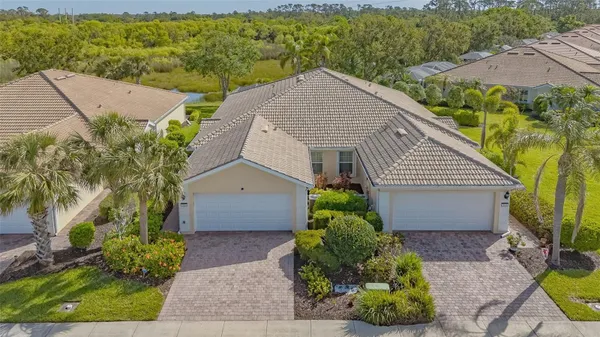 Property Slideshow image 3 of 43 | 5934 guarino dr, Sarasota, FL, 34238