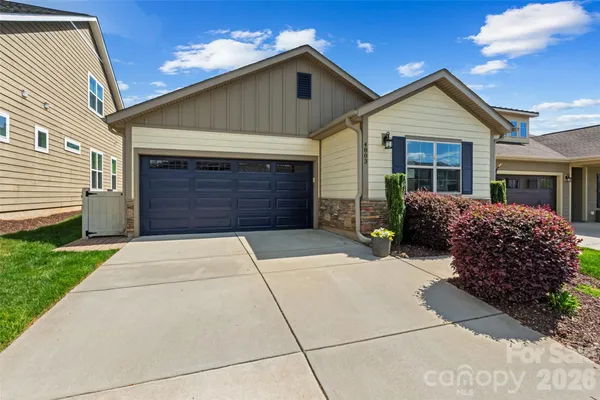 Property Slideshow image 2 of 41 | 4803 looking glass trl, Denver, NC, 28037