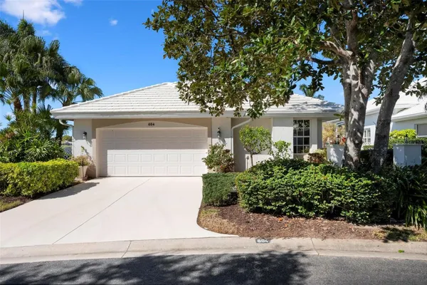 Property Slideshow image 3 of 43 | 604 crossfield cir 31, Venice, FL, 34293