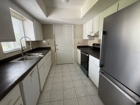 Property Slideshow image 3 of 11 | 10235 se 178th pl, Summerfield, FL, 34491