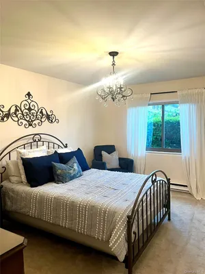 Property Slideshow image 3 of 14 | 1305 gotham ct, Smithtown, NY, 11780