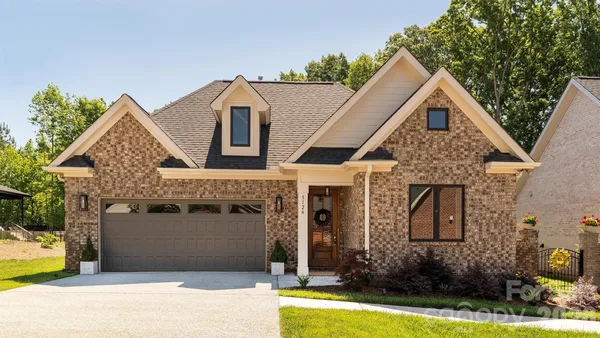 Property Slideshow image 2 of 34 | 5124 silver trace ln, Denver, NC, 28037