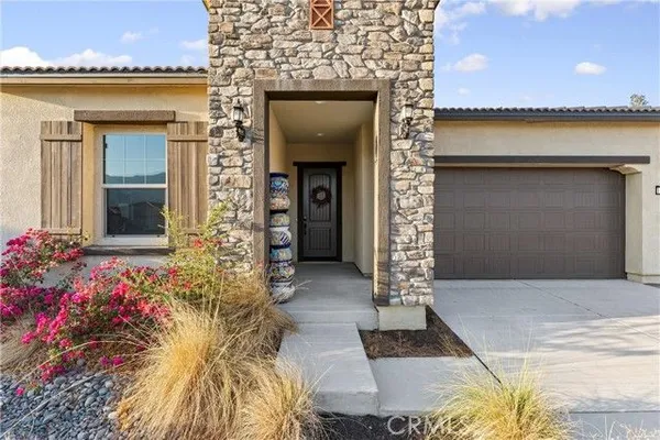 Property Slideshow image 2 of 38 | 11974 sagecrest ct, Corona, CA, 92883