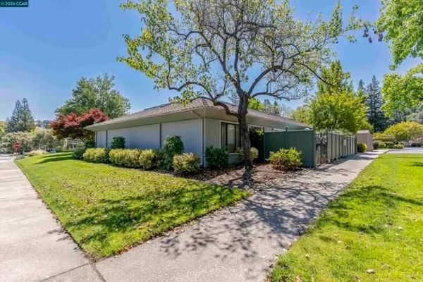Property Slideshow image 2 of 59 | 1109 golden rain rd 4, Walnut Creek, CA, 94595
