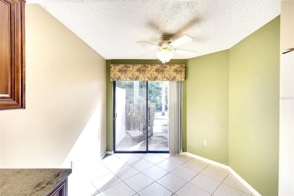Property Slideshow image 3 of 23 | 6291 timber lake dr i4, Sarasota, FL, 34243