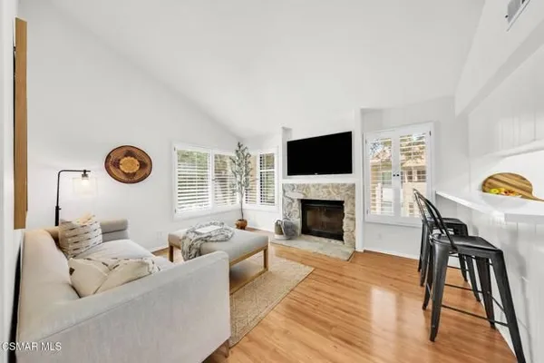 Property Slideshow image 2 of 53 | 769 birchpark cir 203, Thousand Oaks, CA, 91360