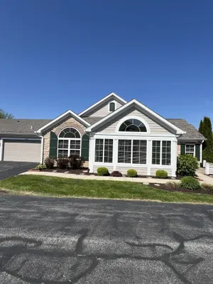 Property Slideshow image 3 of 24 | 2340 allison cir, Valparaiso, IN, 46383