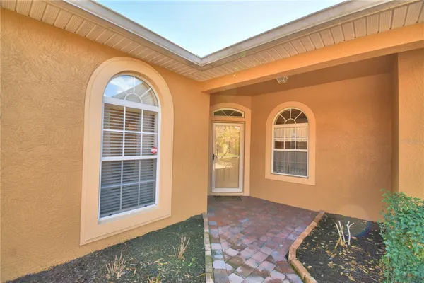 Property Slideshow image 3 of 58 | 1507 vienna square dr, Winter Haven, FL, 33884