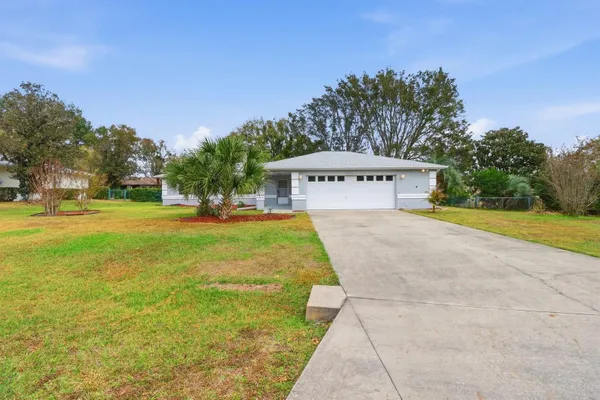Property Slideshow image 3 of 46 | 6184 sw 100th loop, Ocala, FL, 34476