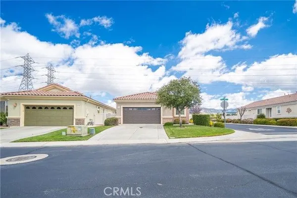 Property Slideshow image 2 of 38 | 1168 saguaro rd, Beaumont, CA, 92223