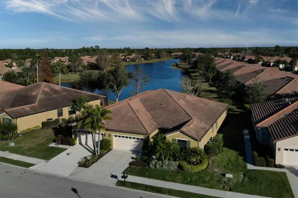 Property Slideshow image 2 of 71 | 1379 maseno dr, Venice, FL, 34292