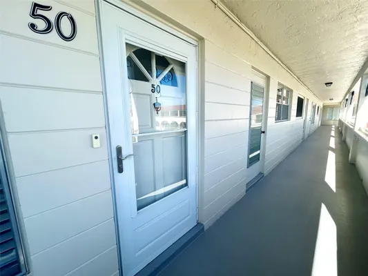 Property Slideshow image 2 of 37 | 2434 australia way 50, Clearwater, FL, 33763