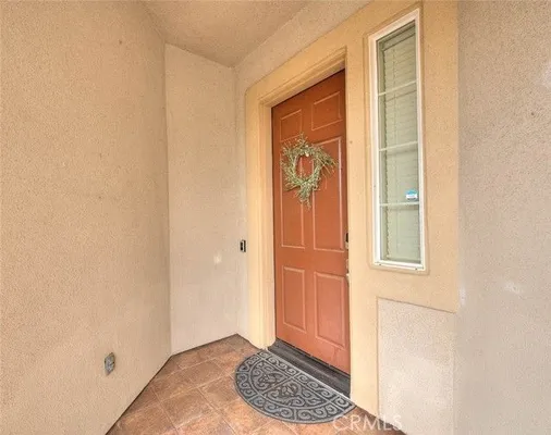 Property Slideshow image 3 of 54 | 19360 galloping hl, Apple Valley, CA, 92308