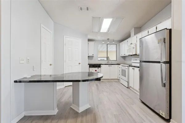 Property Slideshow image 3 of 17 | 1787 w schwartz blvd, Lady Lake, FL, 32159