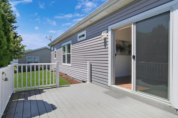 Property Slideshow image 3 of 33 | 1810 blue ribbon ln, Grayslake, IL, 60030