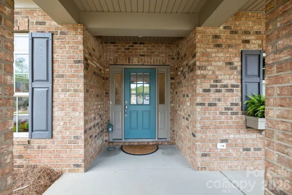 Property Slideshow image 2 of 28 | 5235 courtyard ln, Belmont, NC, 28012