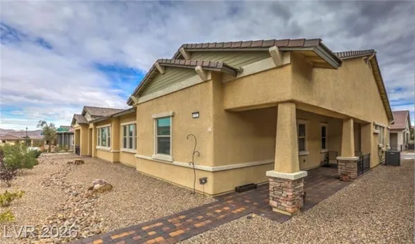 Property Slideshow image 3 of 24 | 722 orange plume walk, Henderson, NV, 89011