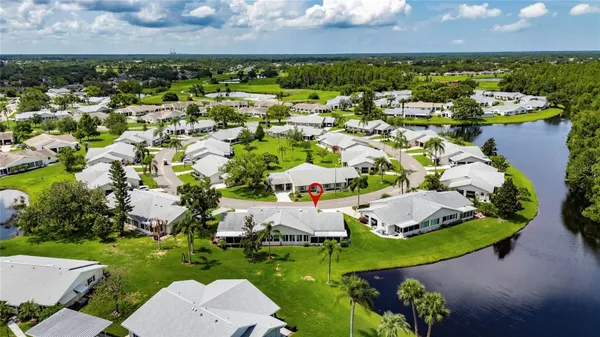 Property Slideshow image 3 of 41 | 123 glendower cir # 123, Sun City Center, FL, 33573