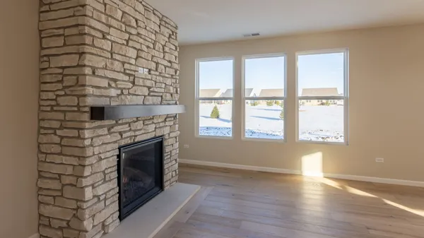 Property Slideshow image 2 of 26 | 3262 oak creek ln, Aurora, IL, 60503