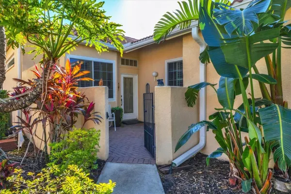 Property Slideshow image 2 of 24 | 7607 preserves ct, Sarasota, FL, 34243