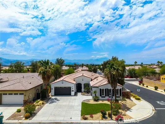 Property Slideshow image 3 of 75 | 43875 spiaggia pl, Indio, CA, 92203