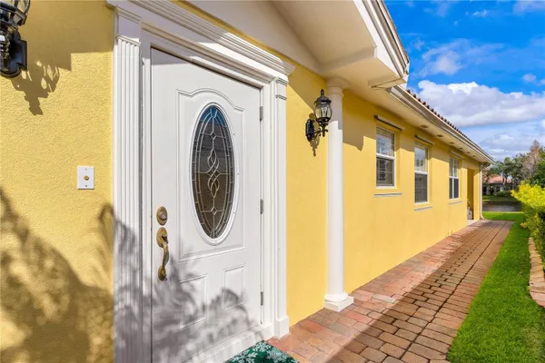 Property Slideshow image 2 of 32 | 11831 fan tail ln, Orlando, FL, 32827