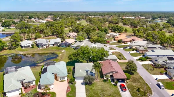 Property Slideshow image 2 of 68 | 9289 penelope dr, Weeki Wachee, FL, 34613