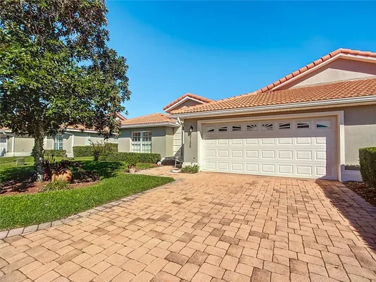 Property Slideshow image 3 of 38 | 10156 mainsail dr, Oxford, FL, 34484