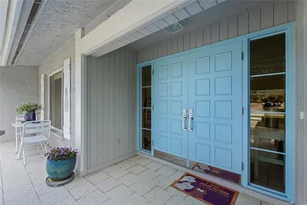 Property Slideshow image 3 of 57 | 5720 timber lake cir, Sarasota, FL, 34243