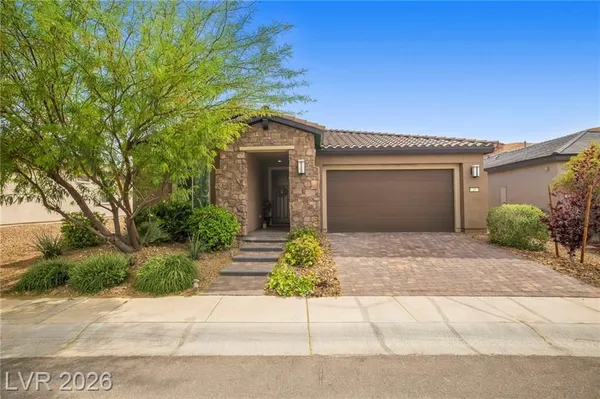 Property Slideshow image 2 of 68 | 25 desert sunshine pl, Henderson, NV, 89011