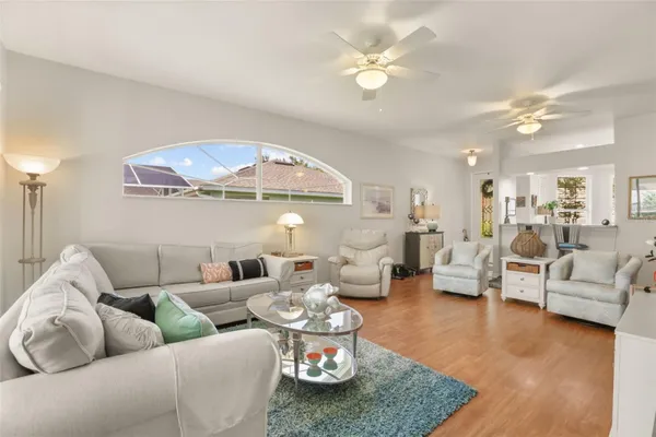 Property Slideshow image 3 of 49 | 5190 china sea dr, Tavares, FL, 32778
