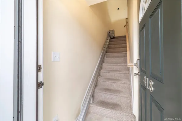 Property Slideshow image 3 of 25 | 418 willow ln, Hempstead, NY, 11580