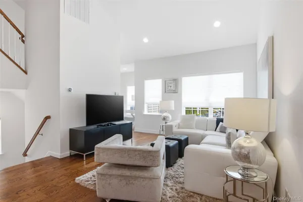 Property Slideshow image 2 of 27 | 13 spring dr, Hempstead, NY, 11783