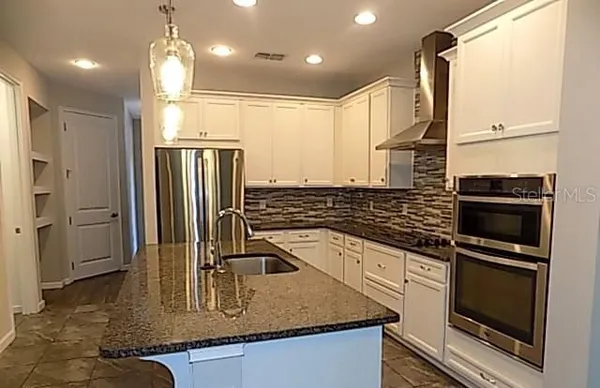 Property Slideshow image 3 of 6 | 11623 meadowgate pl, Bradenton, FL, 34211