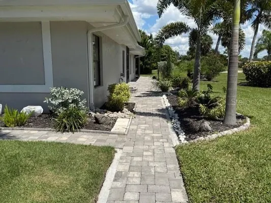Property Slideshow image 2 of 29 | 3011 matecumbe key rd apt 4, Punta Gorda, FL, 33955