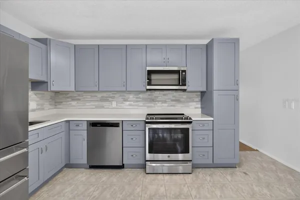 Property Slideshow image 2 of 53 | 2295 americus blvd 59, Clearwater, FL, 33763