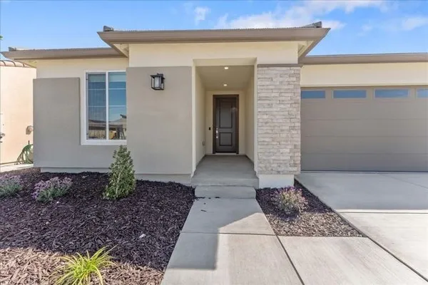 Property Slideshow image 2 of 25 | 3214 woody way, Hollister, CA, 95023