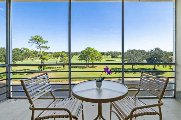 Property Slideshow image 2 of 82 | 7461 w country club dr 408, Sarasota, FL, 34243