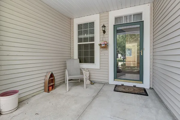 Property Slideshow image 2 of 30 | 728 holland ln, Romeoville, IL, 60446
