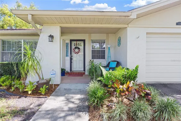 Property Slideshow image 3 of 28 | 2220 marshall dr, Dunedin, FL, 34698