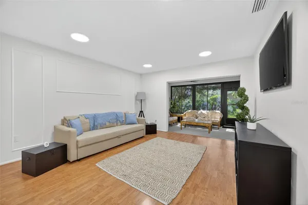 Property Slideshow image 3 of 42 | 1214 tallywood dr 7020, Sarasota, FL, 34237