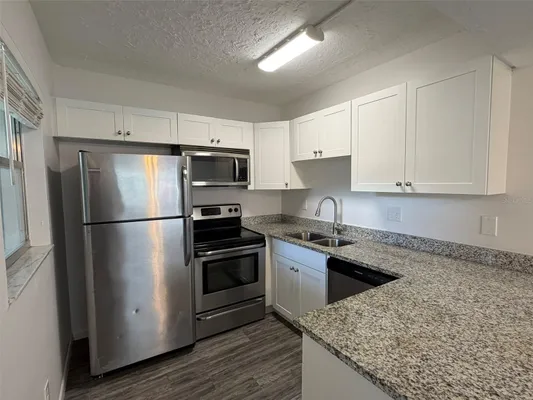Property Slideshow image 2 of 25 | 7153 w country club dr 145, Sarasota, FL, 34243