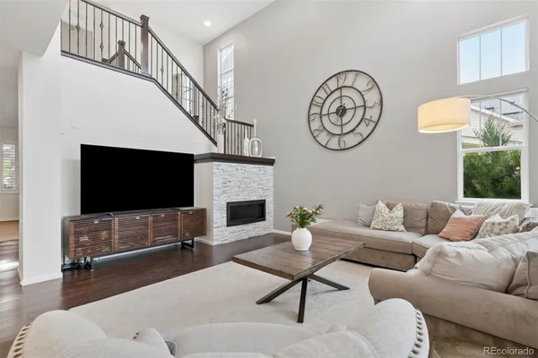 Property Slideshow image 3 of 32 | 2118 s teller ct, Lakewood, CO, 80227