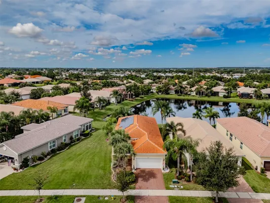 Property Slideshow image 2 of 100 | 4817 sandy glen way, Wimauma, FL, 33598