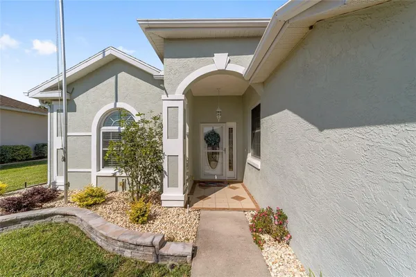 Property Slideshow image 3 of 36 | 5751 nw 25th loop, Ocala, FL, 34482