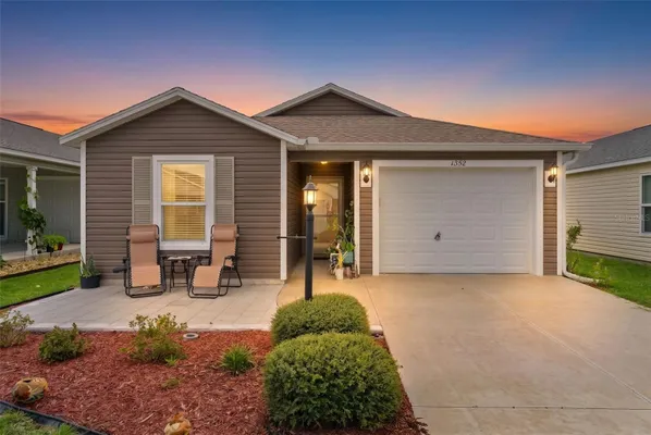 Property Slideshow image 2 of 38 | 1352 marybeth ln, The Villages, FL, 32163
