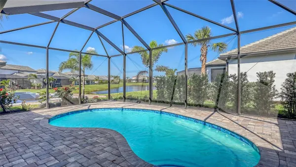 Property Slideshow image 2 of 78 | 17744 savory mist cir, Lakewood Ranch, FL, 34211